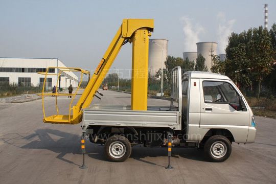點擊查看詳細(xì)信息<br>標(biāo)題：電動高空作業(yè)車 閱讀次數(shù)：3480