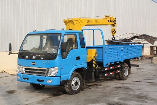 點(diǎn)擊查看詳細(xì)信息<br>標(biāo)題：東風(fēng)隨車吊 閱讀次數(shù)：3143
