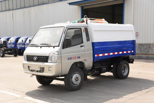 點(diǎn)擊查看詳細(xì)信息<br>標(biāo)題：4.5方汽油垃圾車 閱讀次數(shù)：2080