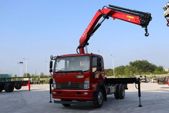 點(diǎn)擊查看詳細(xì)信息<br>標(biāo)題：6.3噸折臂吊 閱讀次數(shù)：2809